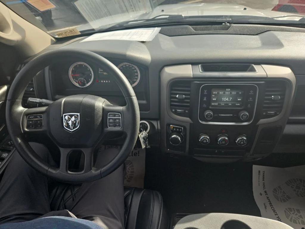 ram ram 1500 pickup 2018 3C6RR6KG4JG249836 image ram ram 1500 pickup 2018 3C6RR6KG4JG249836 image